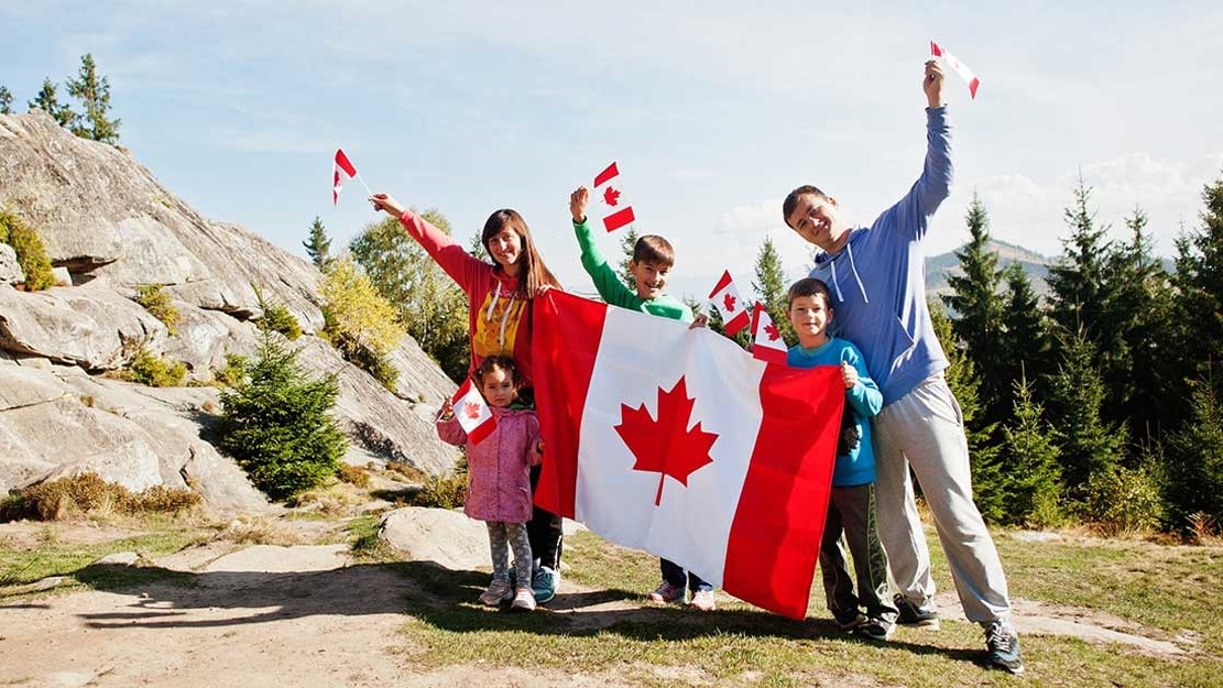 নাগরিকত্ব পাওয়া সহজ করছে কানাডা